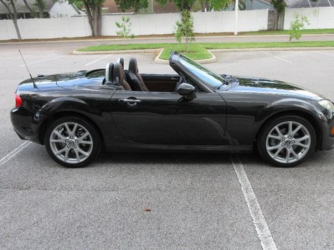 Used 2013 MAZDA MX-5 Miata Grand Touring image 6