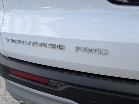 New 2026 Chevrolet Traverse LT image 6