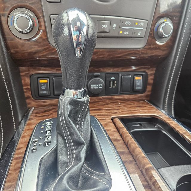 Used 2020 Nissan Armada SL w/ Premium Package AWD/4WD image 32