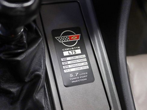 Used 1990 Chevrolet Corvette ZR-1 image 23