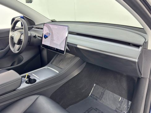 Used 2021 Tesla Model Y Performance image 15
