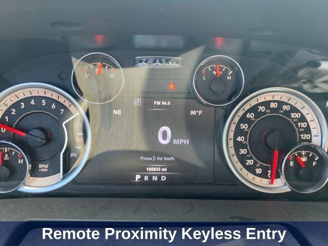 Used 2017 RAM 1500 Laramie w/ Convenience Group AWD/4WD image 9