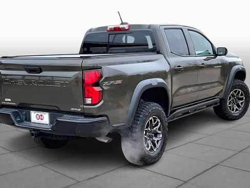 Used 2024 Chevrolet Colorado ZR2 w/ Technology Package image 13