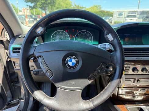Used 2004 BMW 745Li RWD image 17