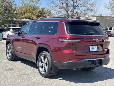 Used 2021 Jeep Grand Cherokee L Limited w/ Luxury Tech Group II image 3