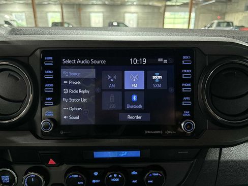 Used 2023 Toyota Tacoma TRD Sport image 21