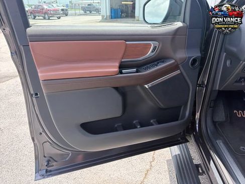 Used 2025 Ford Expedition Max King Ranch AWD/4WD image 9