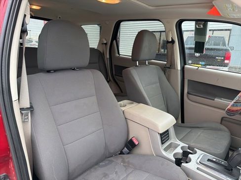 Used 2009 Ford Escape XLT image 9