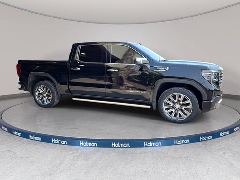 Used 2023 GMC Sierra 1500 Denali w/ Denali Reserve Package AWD/4WD image 5