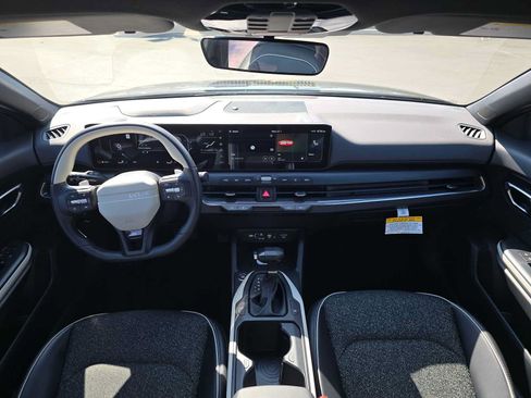 Used 2025 Kia K4 GT-Line FWD image 20