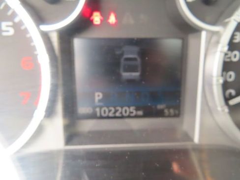 Used 2016 Toyota Tundra Limited w/ Limited Premium Package AWD/4WD image 22