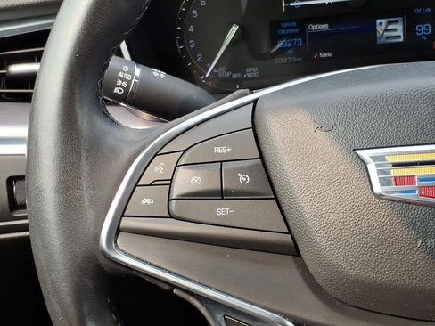 Used 2018 Cadillac XT5 Luxury w/ Driver Awareness Package AWD/4WD image 17