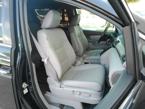 Used 2015 Honda Odyssey EX-L image 23