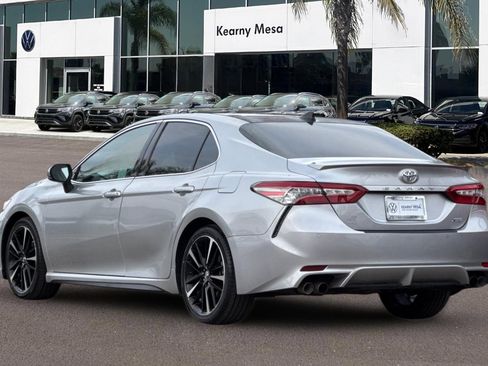 Used 2018 Toyota Camry XSE image 6
