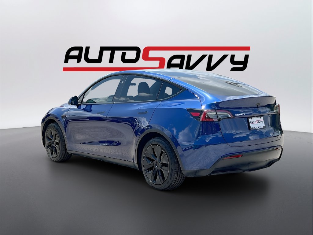 Used 2025 Tesla Model Y Long Range RWD image 5