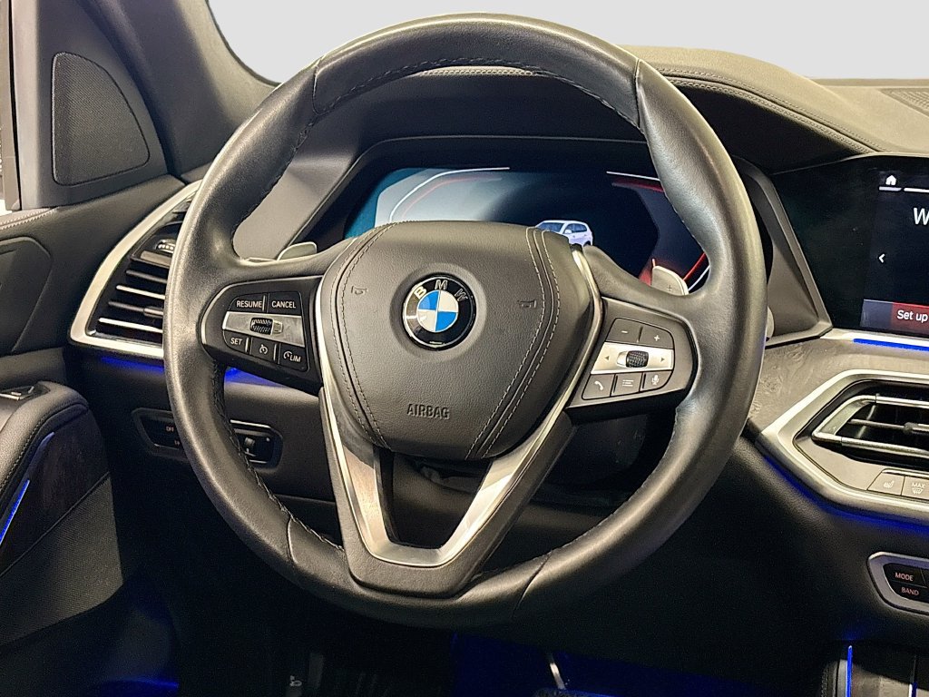 Used 2022 BMW X5 xDrive40i w/ Premium Package AWD/4WD image 18