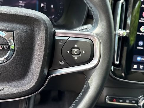 Used 2026 Volvo XC40 B5 Plus AWD/4WD image 28