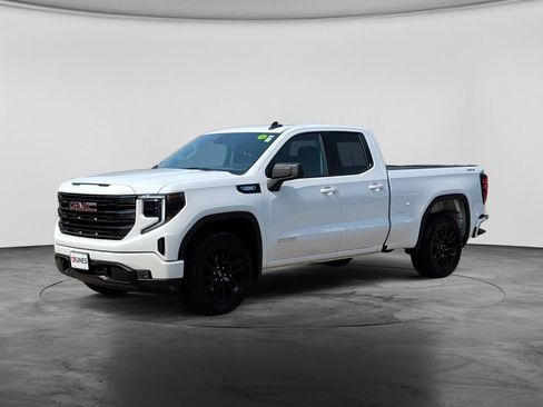 Used 2024 GMC Sierra 1500 Elevation AWD/4WD image 3