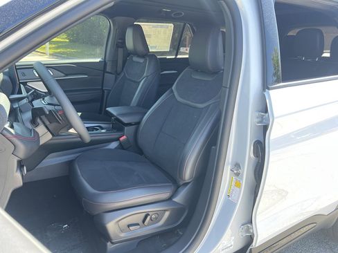 New 2026 Ford Explorer ST RWD image 17