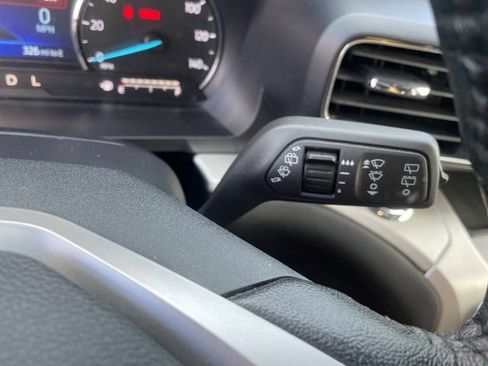 Used 2023 Ford Explorer XLT w/ Equipment Group 202A image 29