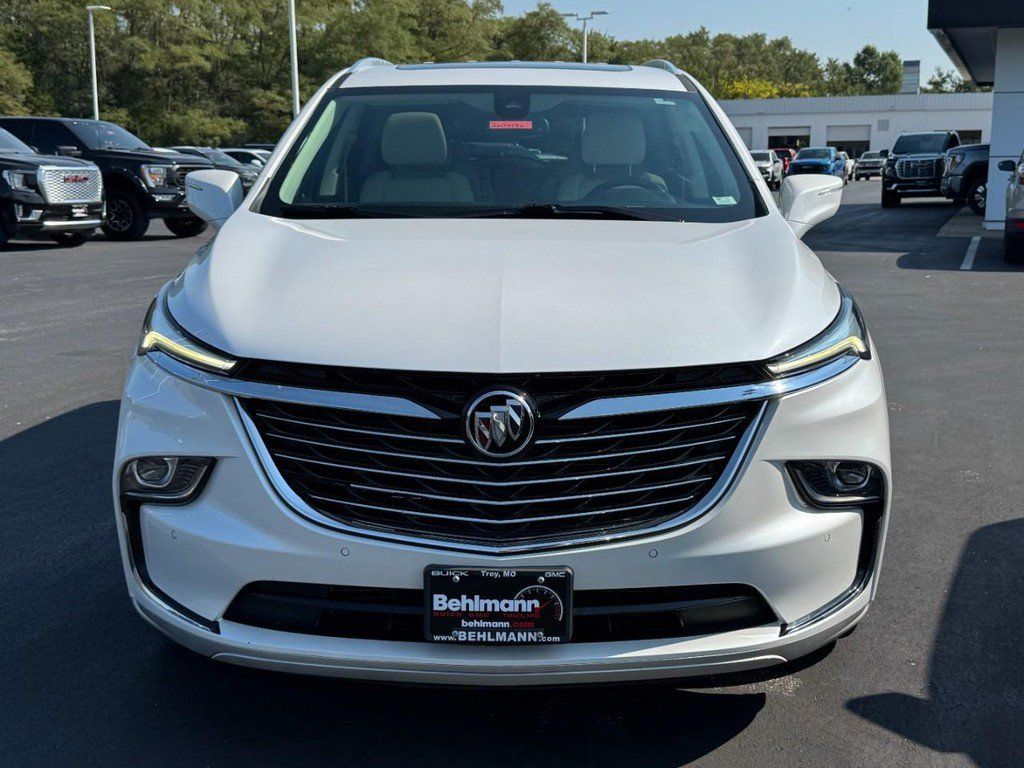 Used 2023 Buick Enclave Essence w/ Experience Buick Package AWD/4WD image 12