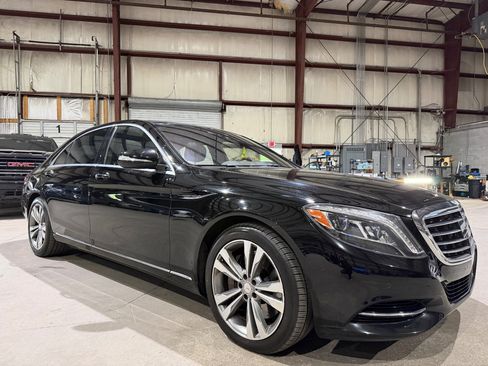 Used 2015 Mercedes-Benz S 550 4MATIC Sedan image 1