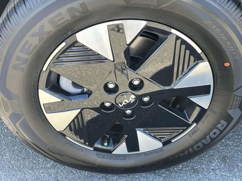 New 2026 Kia Carnival LXS image 6