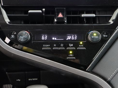 Certified 2023 Toyota Camry SE w/ Convenience Package image 20