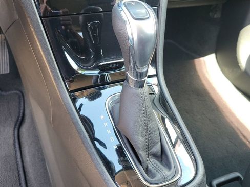 Used 2020 Buick Encore Preferred AWD/4WD image 30
