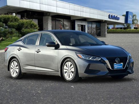 Used 2020 Nissan Sentra S image 9