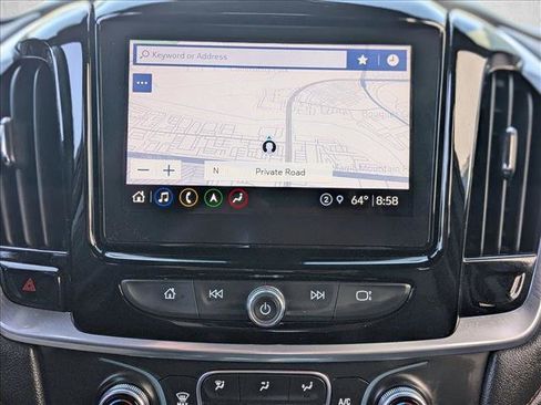 Used 2023 Chevrolet Traverse RS FWD image 13