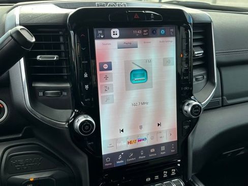 Used 2025 RAM 2500 Laramie image 28