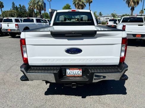 Used 2017 Ford F250 XL w/ Power Equipment Group AWD/4WD image 6