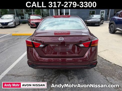 Used 2025 Nissan Altima 2.5 SV FWD image 5