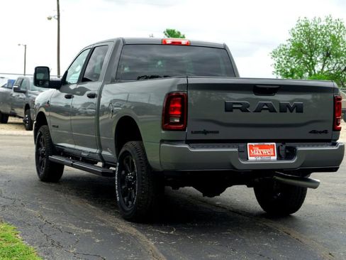 New 2026 RAM 2500 Big Horn AWD/4WD image 8