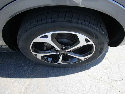 Used 2023 Ford Escape ST-Line Elite image 9