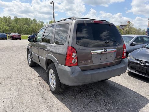 Used 2005 MAZDA Tribute I image 4