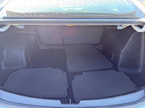 Used 2024 Chevrolet Malibu LT image 35