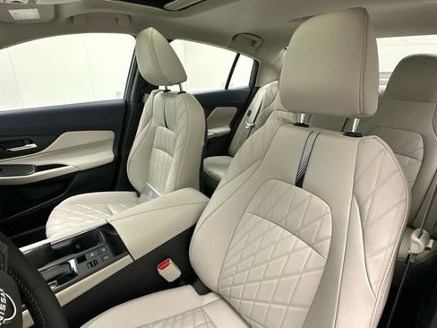New 2026 Nissan Sentra SL w/ Floor Mat Package FWD image 9