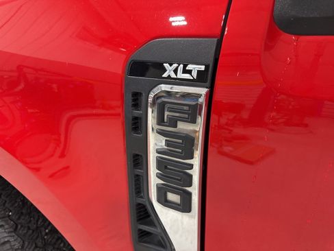 Used 2023 Ford F350 XLT image 4