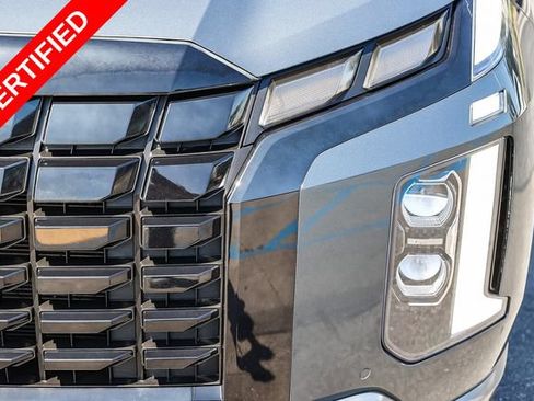 Certified 2023 Hyundai Palisade Limited FWD image 10