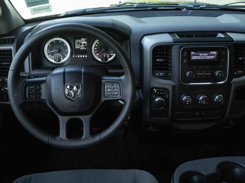 Used 2019 RAM 1500 Tradesman w/ Chrome Plus Package RWD image 18