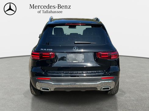 Used 2025 Mercedes-Benz GLB 250 image 6