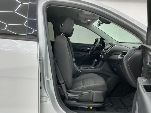 Used 2019 Chevrolet Equinox LT FWD image 15
