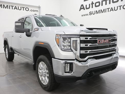 Used 2023 GMC Sierra 2500 SLE w/ SLE Convenience Package image 2