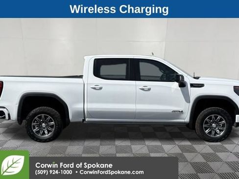 Used 2024 GMC Sierra 1500 AT4 w/ Technology Package AWD/4WD image 9