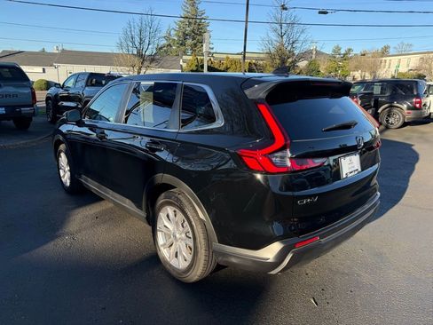 Used 2025 Honda CR-V EX image 7