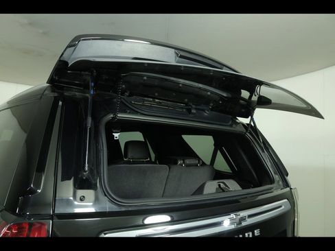 Used 2024 Chevrolet Tahoe Premier image 20