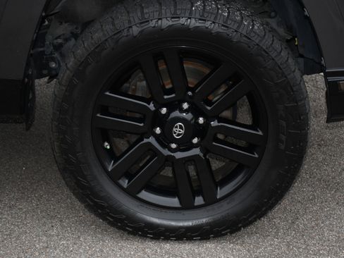 Used 2019 Toyota 4Runner Limited image 22