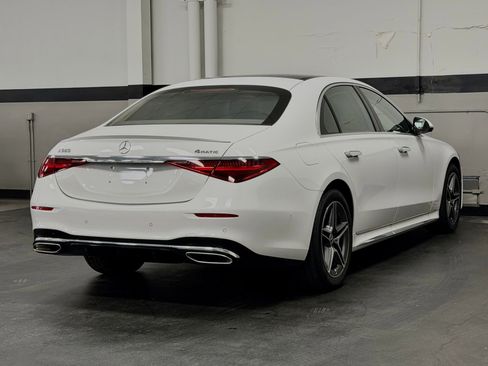 Used 2024 Mercedes-Benz S 580 4MATIC Sedan image 11